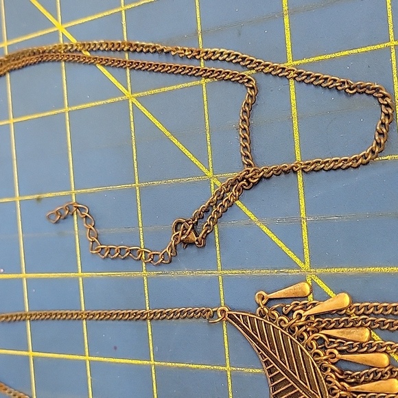 Pewter Gold Fringe 36" + 3" extention Necklace - Picture 3 of 3